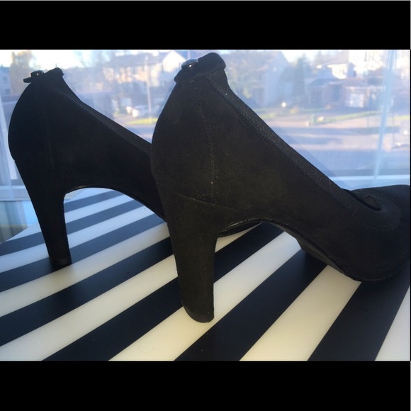 Stuart Weitzman suede pumps - Picture 2 of 4